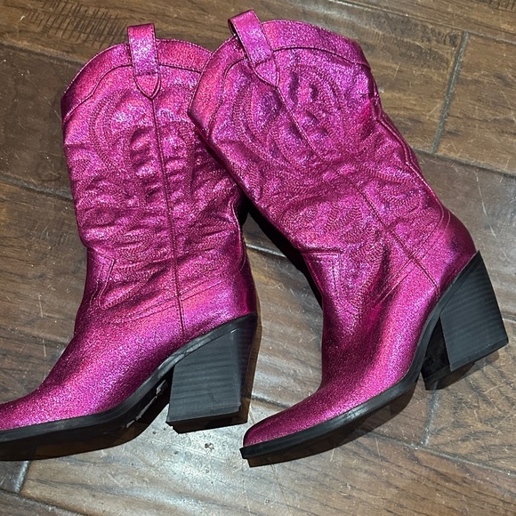 Nine West Shoes - Nine West Fuchsia Glitter Heeled Boots